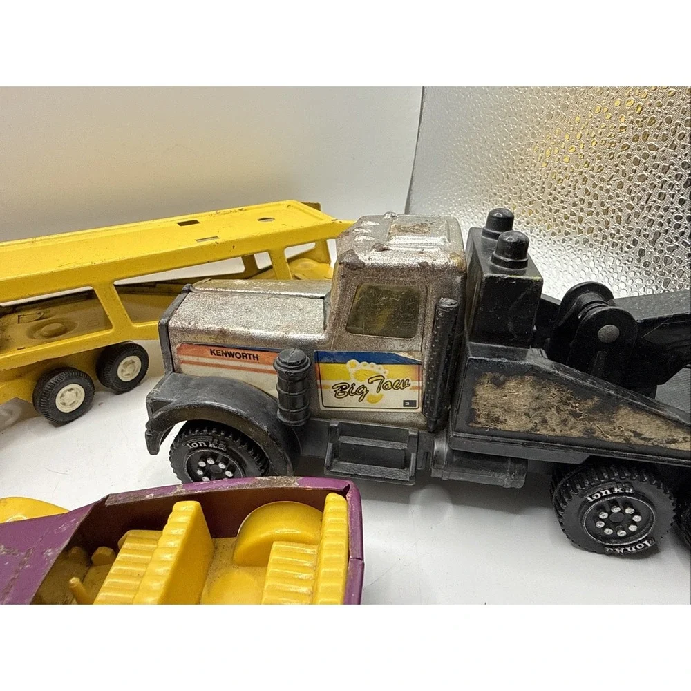 Vintage Lot of 5 Tonka Vehicles (car Carrier, Truck, Roadster, Tow Truck, Van)